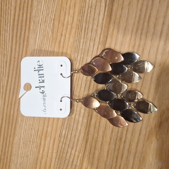 Charming Charlie Chandelier Earrings in multi-toned metals, hook style ✨️ - Picture 5 of 5